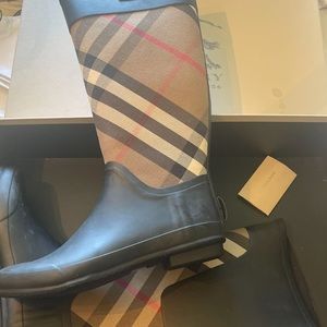 Burberry rain boots